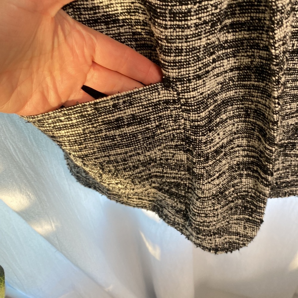 Tweed Blazer - Picture 4 of 6